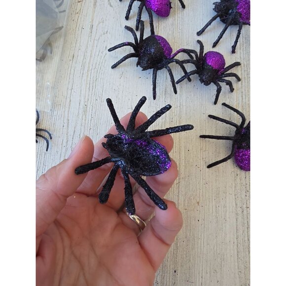Purple glitter spider Halloween Garland figurine sparkle set - Picture 7 of 9